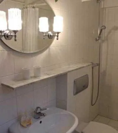 Habitación en casa particular Gaestezimmer Am Tiefwarensee *